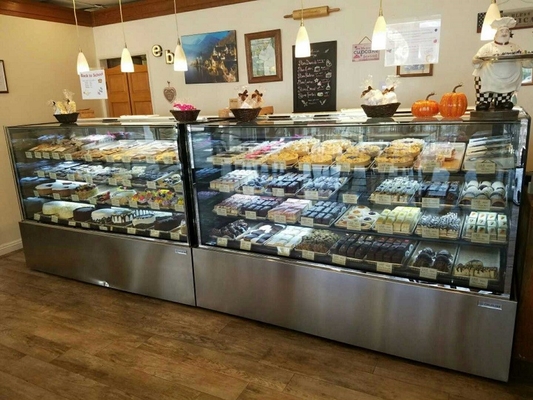 Het drievoud verglaasde Mistfront glass bakery case fridge met het Geventileerde Koelen
