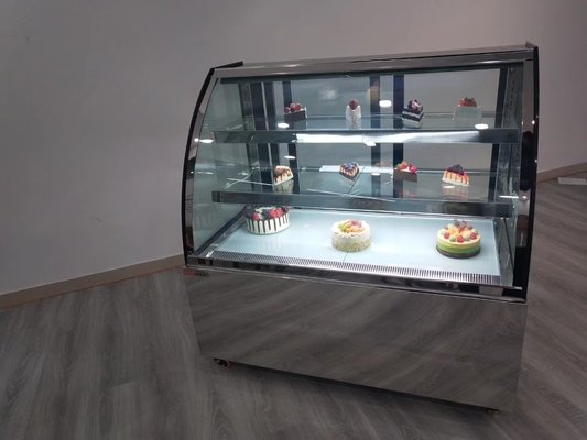 De Vertoningskabinet van het ventilator Koeldessert met Binnen LEIDENE Lichten onder Elke Plank/Bovenkant